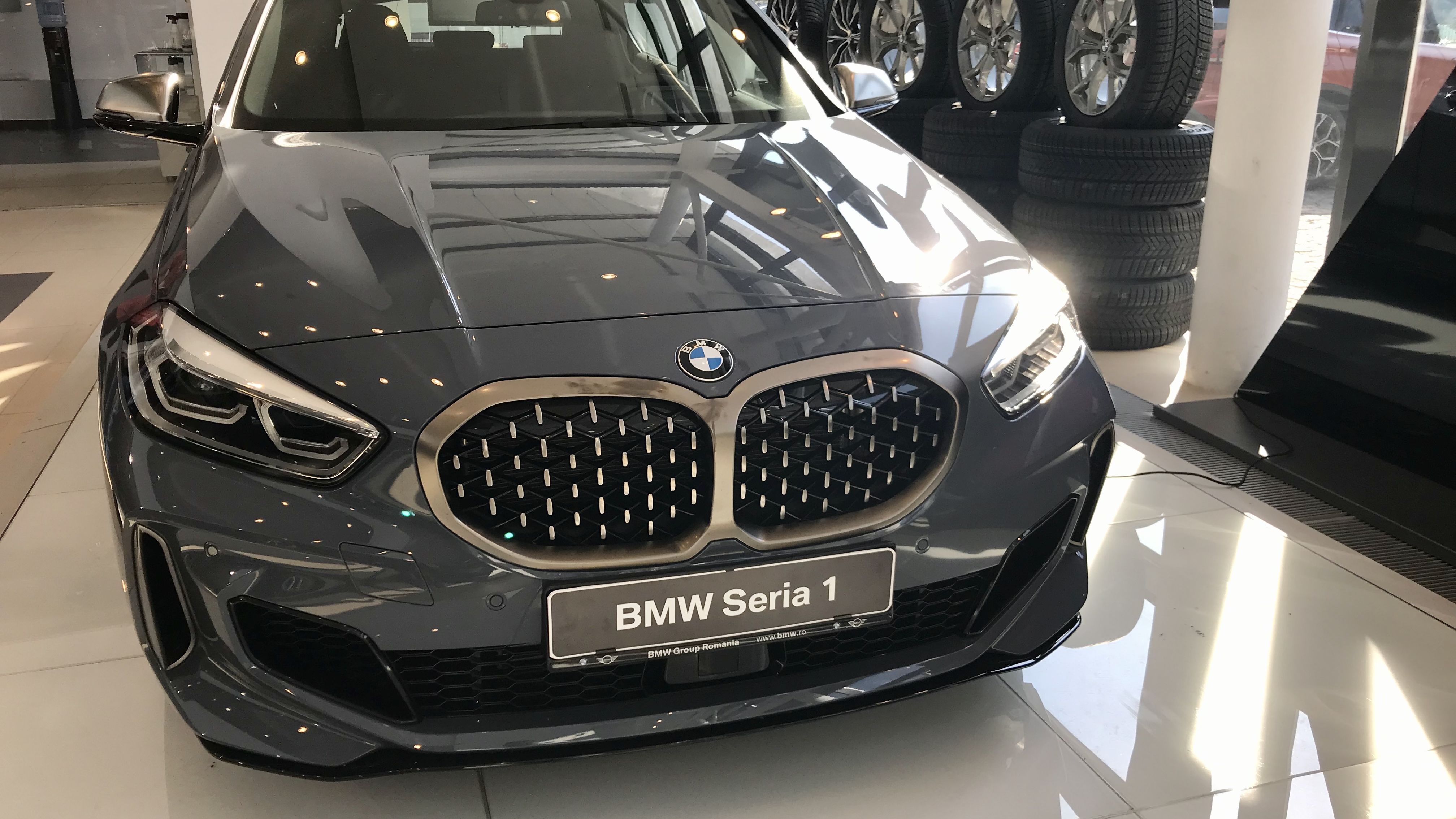 Noi tehnologii BMW in Romania: control de la distanta, date din trafic in timp real, meniu in limba romana