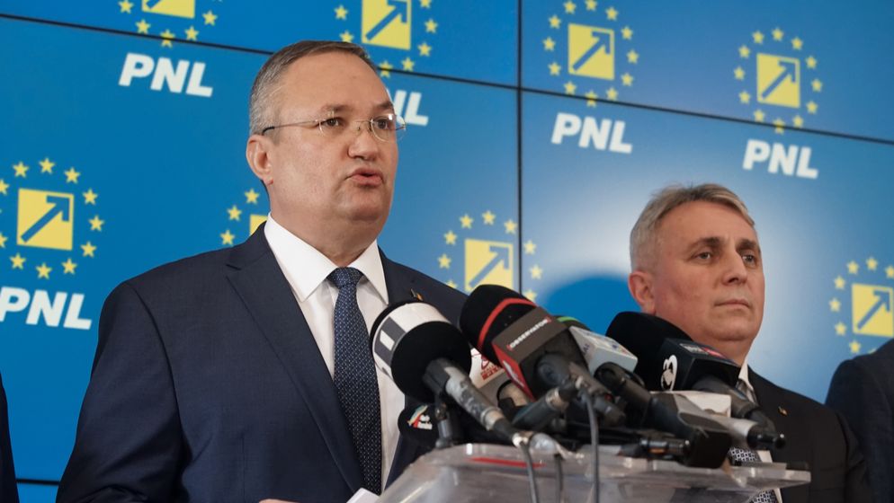 PNL, obligat să returneze banii publici folosiți în campania lui Ciucă. Partidul pierde definitiv procesul cu AEP