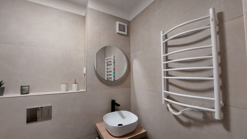 Ce găsești într-un apartament de 3 camere, de circa 190.000 euro, din nordul Capitalei - Imagine 26