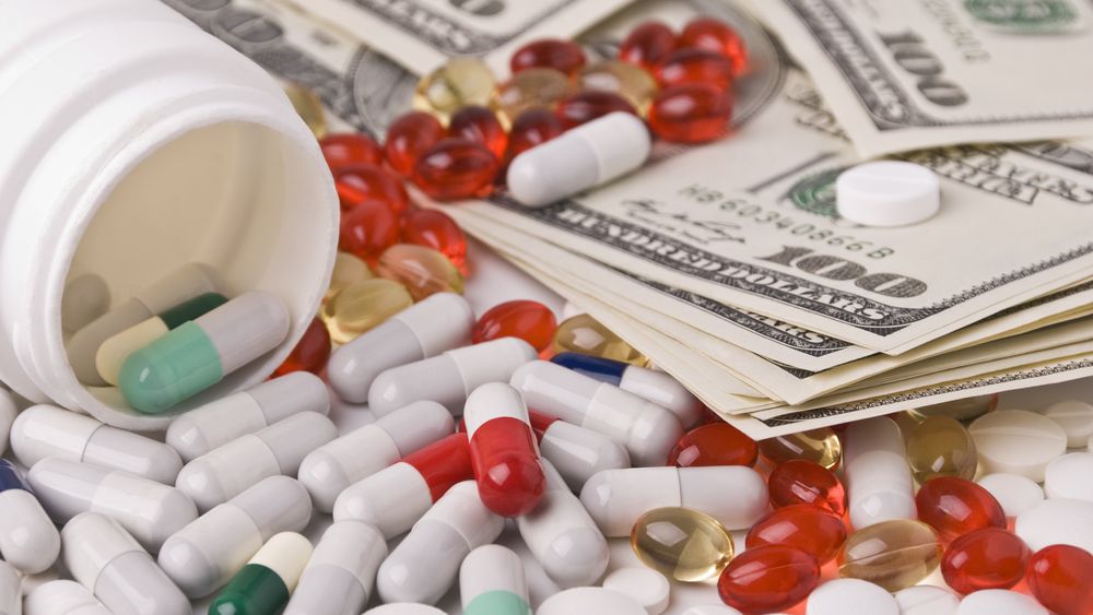 Ce profituri inregistreaza producatorii de medicamente generice, care sunt revoltati ca taxa clawback ii lasa fara bani
