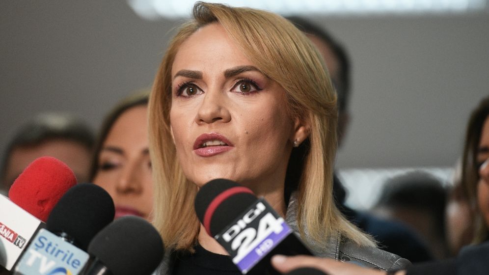 VIDEO: Angajații Primăriei Sectorului 5 falsificau semnături pentru Daniel Florea și Gabriela Firea