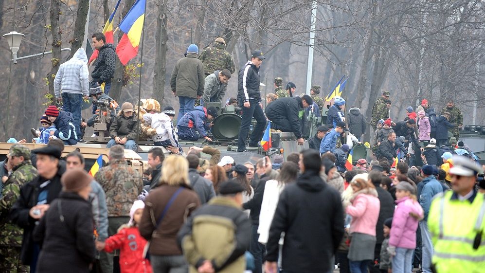 Sondaj: 63% dintre români cred că situaţia generală a ţării este mai rea ca acum 30 de ani