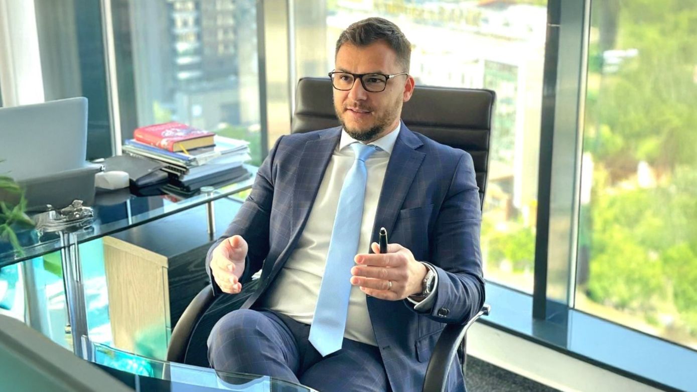 Cine este Ciprian Osiac, CEO-ul de 38 de ani, care conduce ABC Insurance și este membru al boardului PAID Romania: un exemplu al noii generații de lideri români