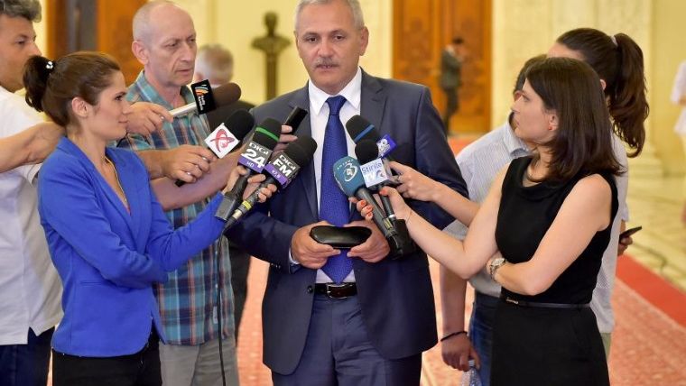 Dragnea, catre studenti: Nu va sugerez sa mergeti la pescuit, a devenit ceva periculos in Romania