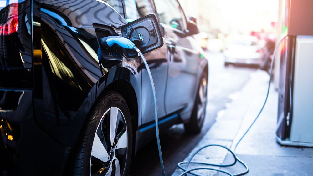 Statistică: Mașinile electrice, creștere cu 88% a înmatriculărilor. Cota de piață ajunge la 7%