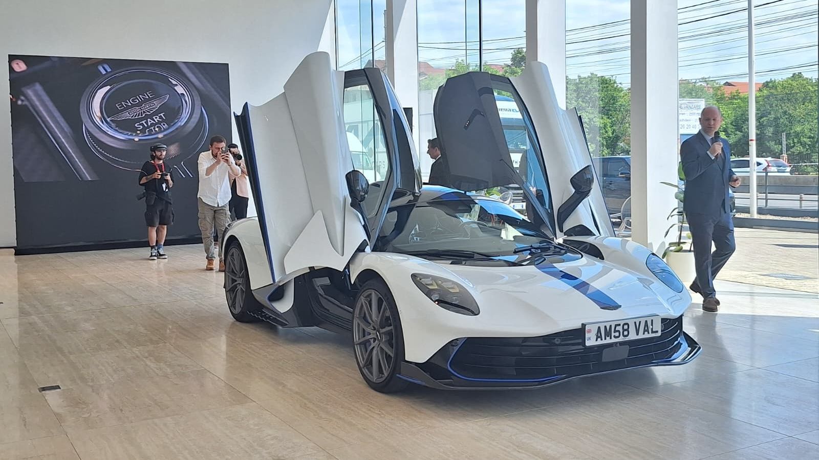 Aston Martin are importator nou în România. Holand Group din Canada, care aduce și marca Ferrari, a preluat reprezentanța din Capitală
