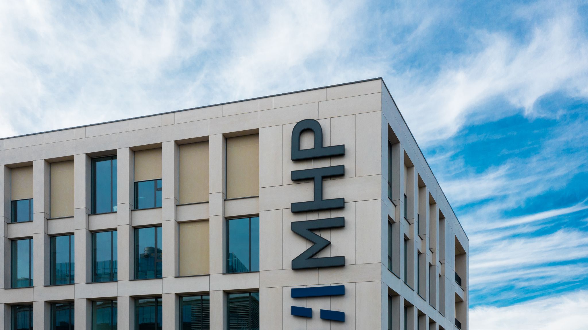 Excelență și inovație în tehnologie, centrate pe o echipă excepțională: MHP – A Porsche Company, de 10 ani în România