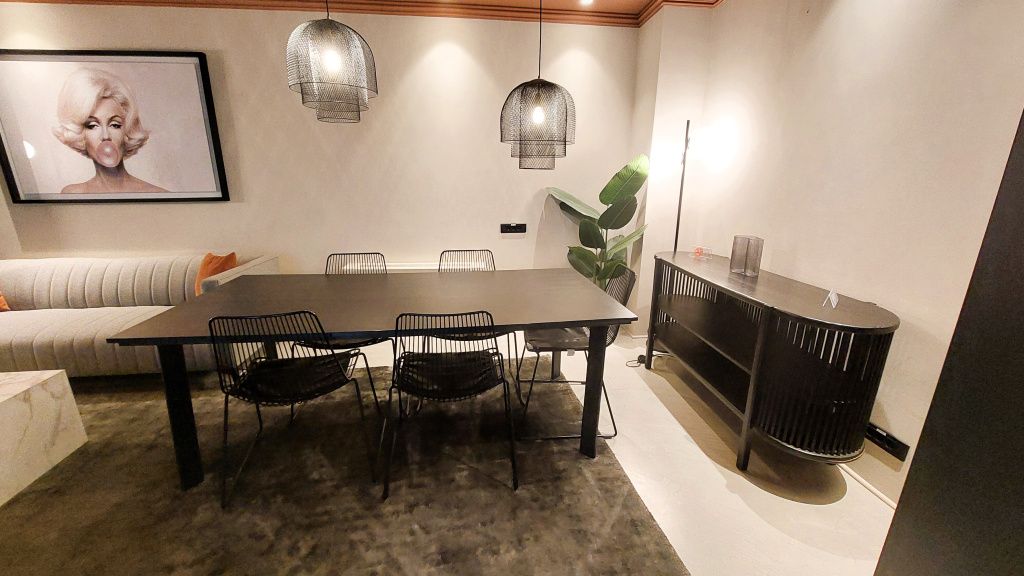 GALERIE FOTO | Cum arată apartamentele milionarei Anja Graf din centrul Capitalei - Imagine 52