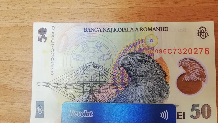 Romanii "cloneaza" pagina Revolut pentru a castiga 50 de lei in cadrul unei campanii lansate de FinTech-ul britanic