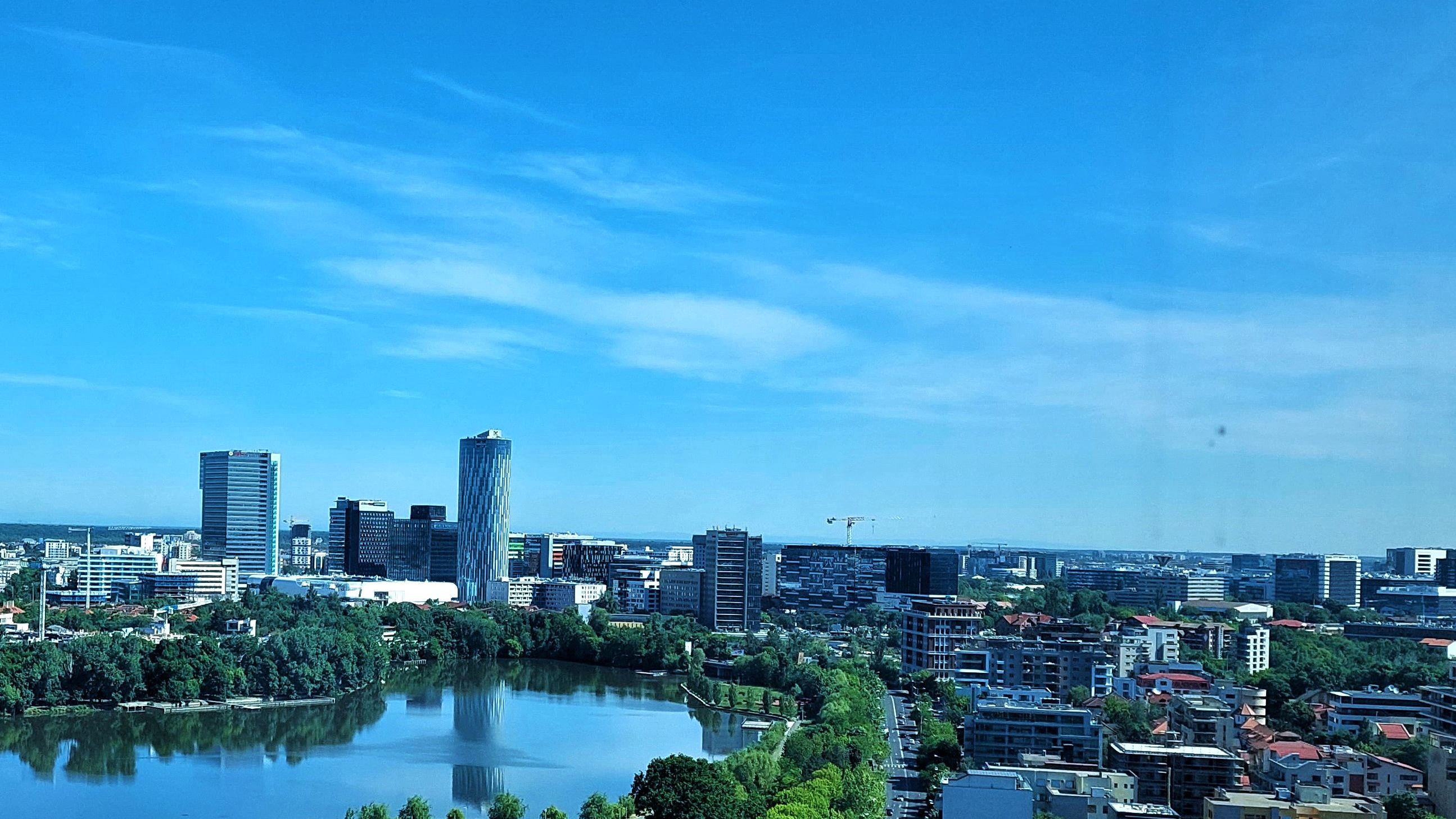 Lipsa construcțiilor sperie chiriașii clădirilor de birouri. Companiile, nevoite să renegocieze în avans următoarele contracte de închiriere