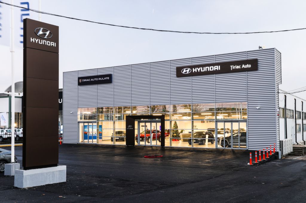 GALERIE FOTO: Cum arată noul showroom Țiriac Auto din București - Imagine 1
