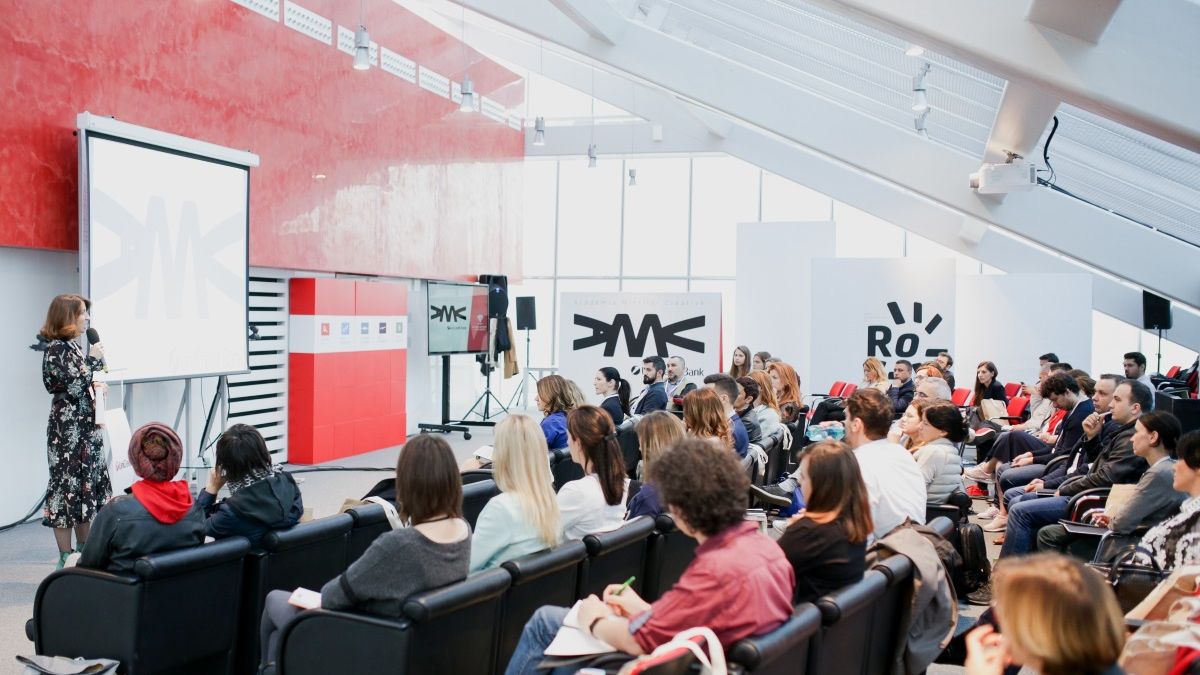 UniCredit Bank duce Academia Mintilor Creative si in Timisoara si Cluj-Napoca