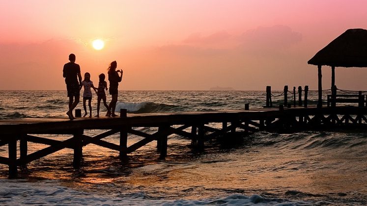 Terra Tourism: O familie cu un copil plateste peste 2.500 de euro pentru un sejur intr-un resort de lux