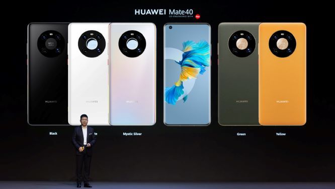 HUAWEI lansează Mate 40 Series: cum arată telefoanele și ce specificații au