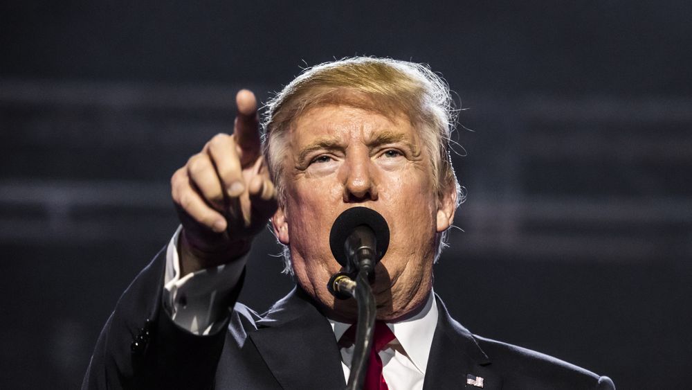 Donald Trump are interdicție la prezidențiale în două state americane. "Nu este apt pentru funcţia de preşedinte"