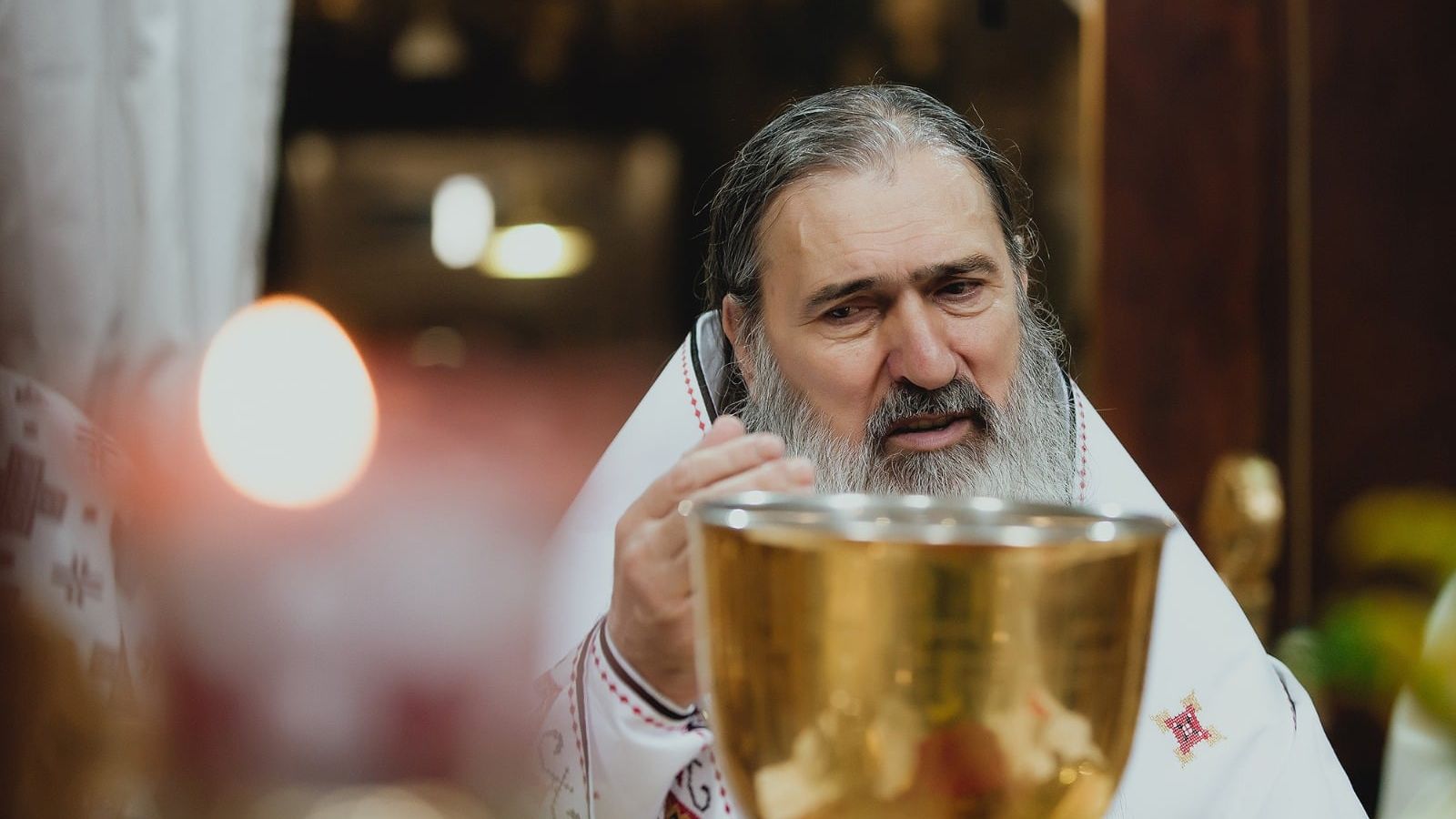 ÎPS Teodosie anunță o nouă slujbă pentru 2 ianuarie, de la ora 22.00