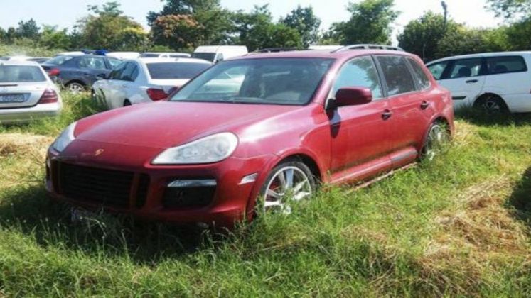 ANAF pregateste oferta de Black Friday: Porsche Cayenne GTS, Ford Mustang la preturi de nimic!