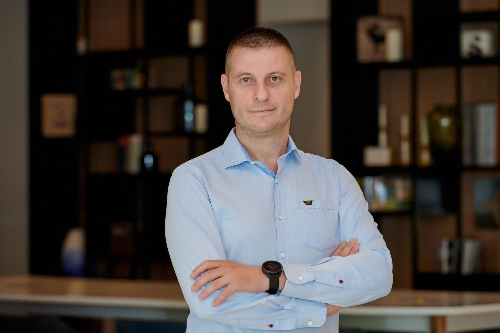 MerchantPro Compass: Piața de e-Commerce stagnează în primele șase luni din 2026. Unele categorii cresc  cu 42%, altele scad cu 20%