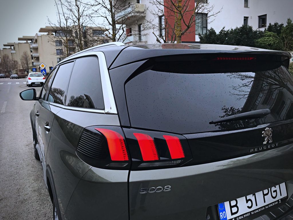 Peugeot 5008 - Imagine 13