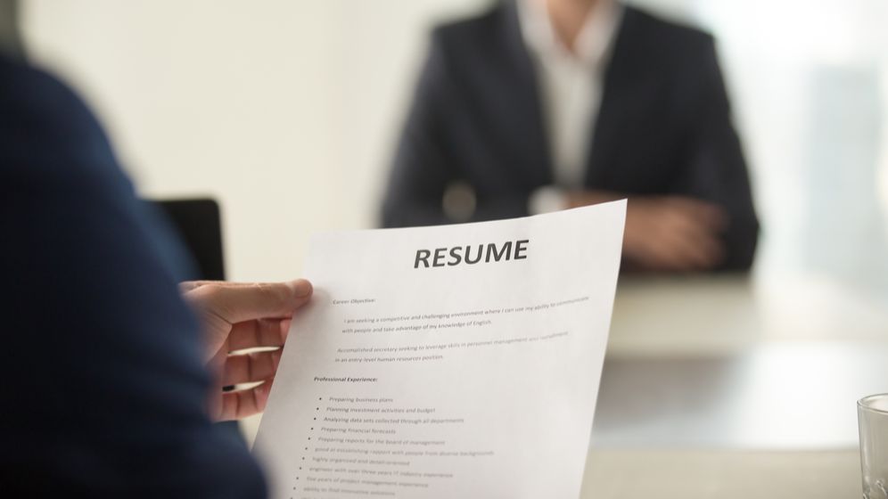 Cea mai fierbinte vară pe piața muncii: aproape 4 milioane de CV-uri trimise de români în ultimele trei luni