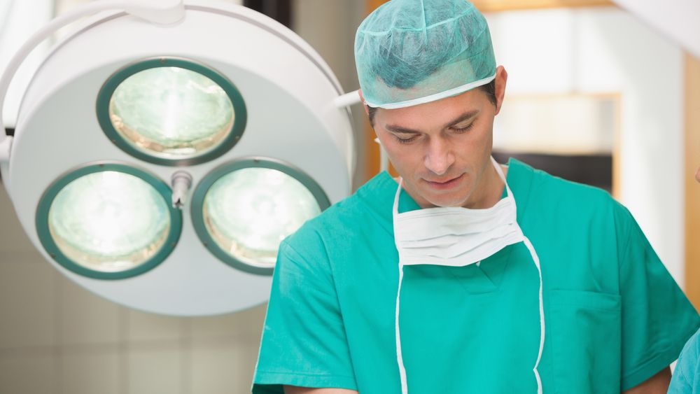 11 cadre medicale au fost amendate pentru că nu purtau măşti de protecţie în spital