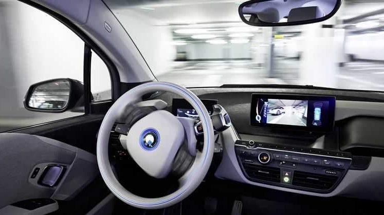 Tehnologii care vor fi obligatorii pe autoturisme in echiparea standard