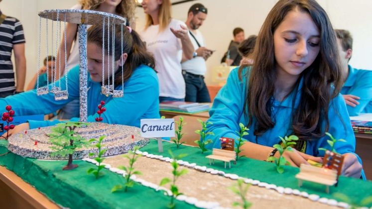 Efect pozitiv al deficitului de meseriasi: gigantul american P&G construieste o sala de clasa pentru viitorii electronisti din Urlati