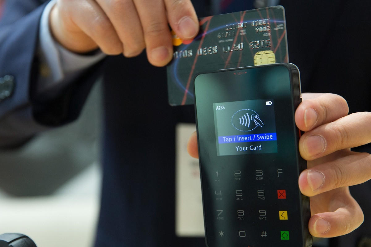 Cardurile bancare prepaid: cum s-a transformat clasicul plic cu bani ...