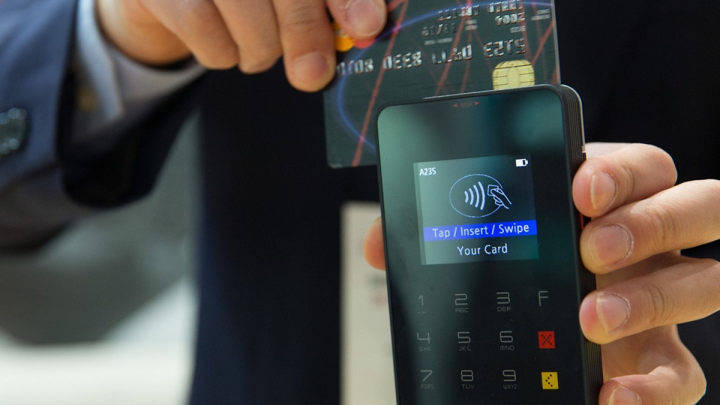 Cardurile bancare prepaid: cum s-a transformat clasicul plic cu bani ...