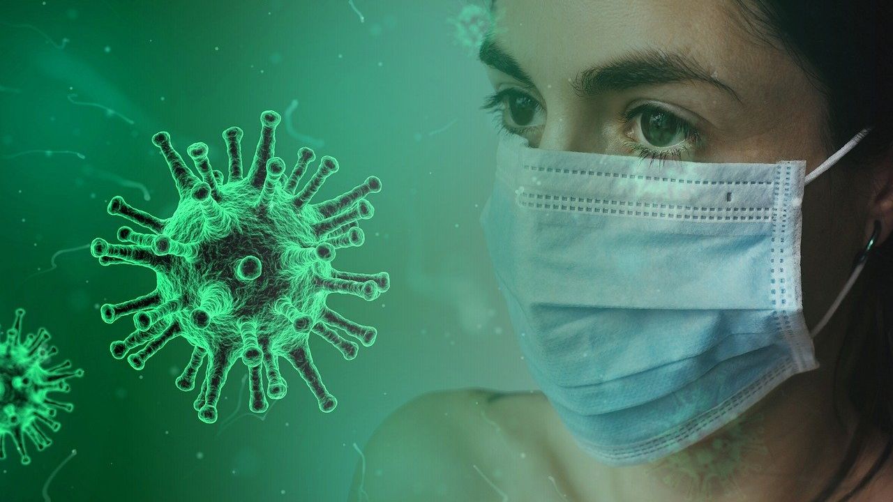 COVID-19 | Cehia și Slovacia introduc obligativitatea purtării măștii de protecție