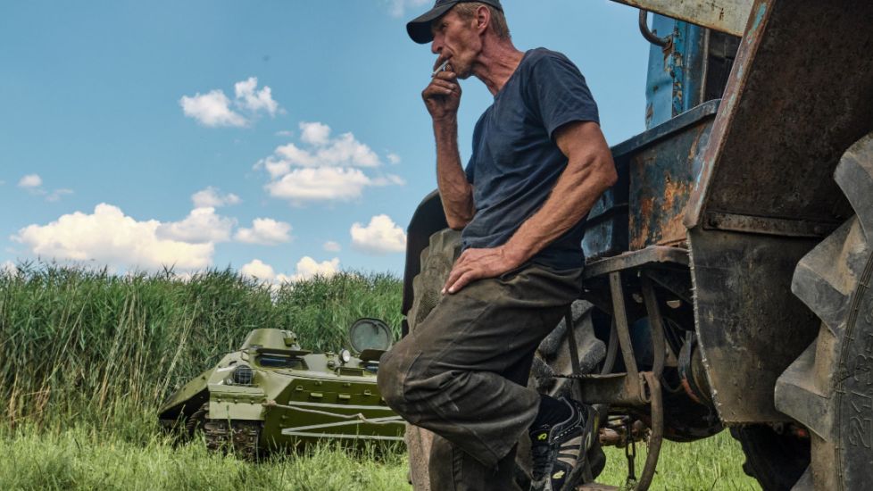 Cum își riscă fermierii ucraineni viața ca să însămânțeze recolta de anul acesta