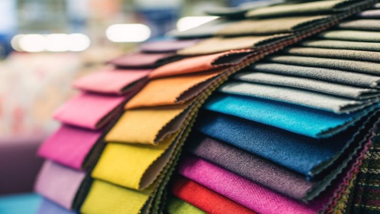 Ce masuri propune un antreprenor roman pentru a redresa industria textila: investitii pe orizontala, comunicare intre patronate si Guvern si un institut de moda