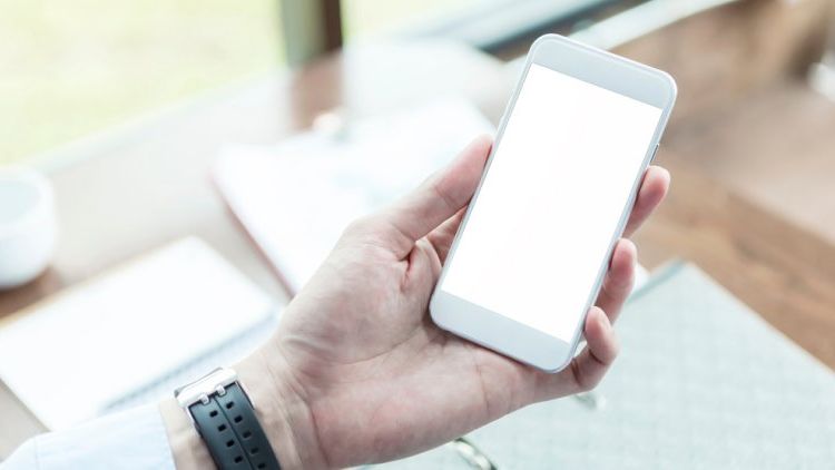 Visa si Allianz Partners au lansat prima aplicatie de plati mobile din industria de asigurari