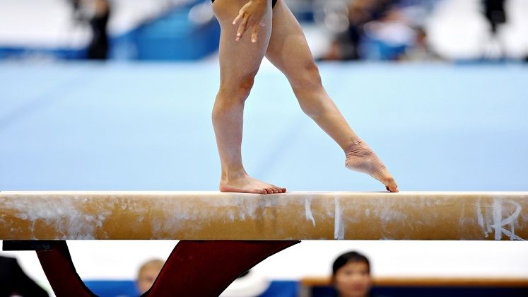 40 de ani de cand Nadia Comaneci a luat primul 10 din istoria gimnasticii