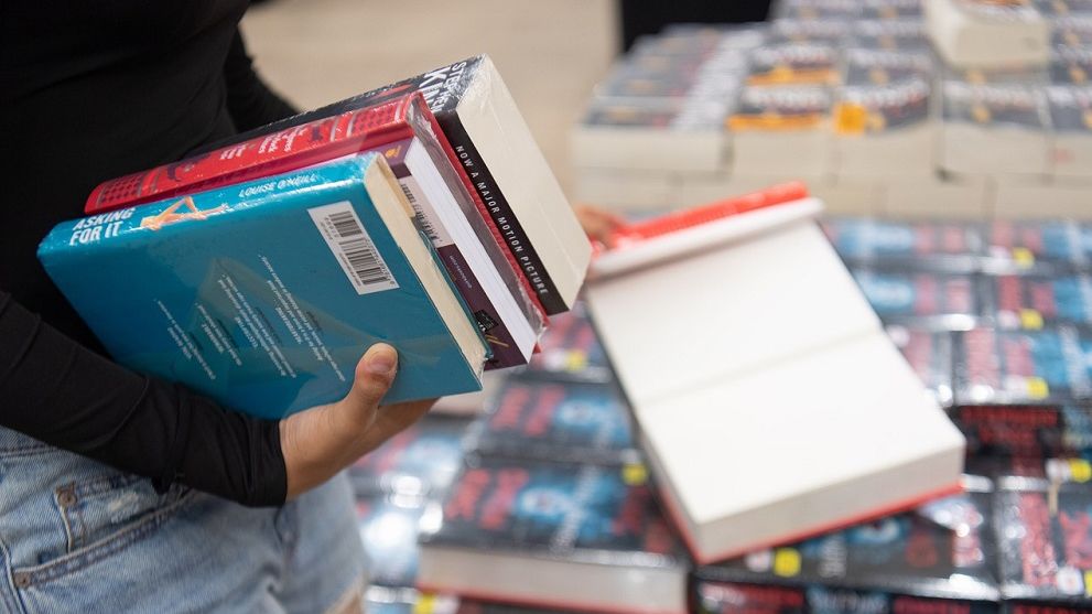 Top 10 cărți preferate de români în 2020