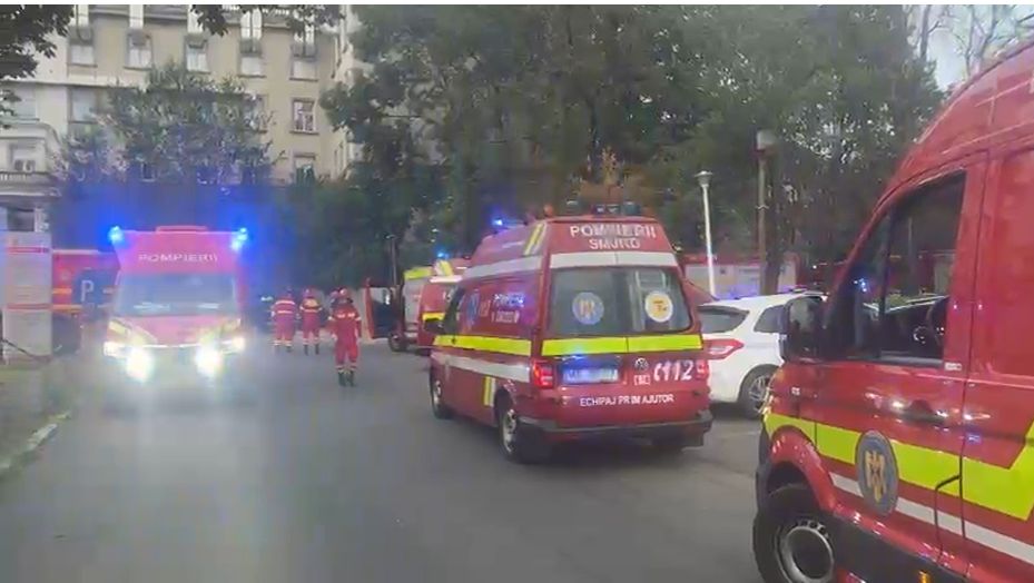 Incendiu într-un salon al Institutului Clinic Fundeni. 37 de pacienți au fost evacuați