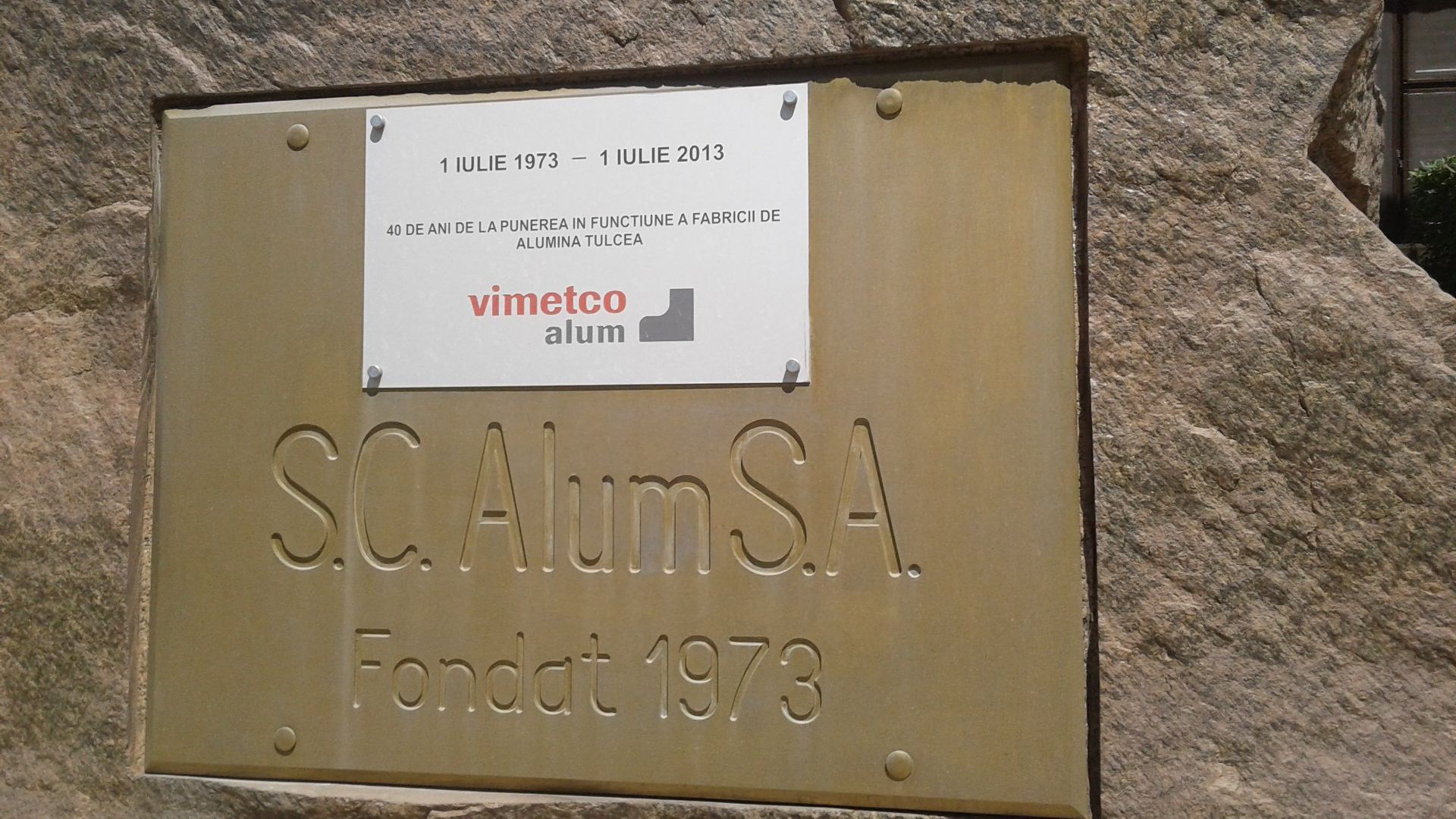 Încă o companie din România își suspendă activitatea din cauza scumpirilor la energie și gaze