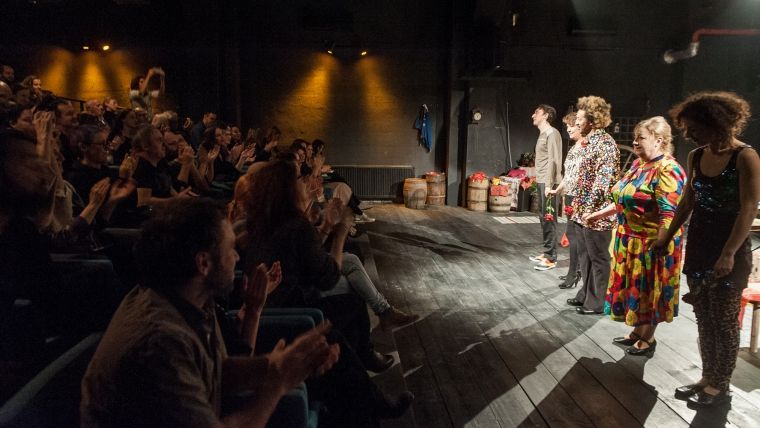 Teatru diferit, nascut din imaginatia unui actor multiplu premiat