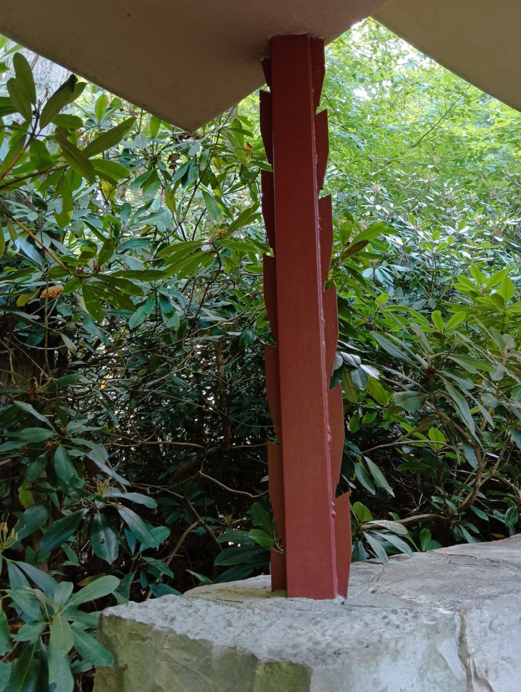 Cum arată Fallingwater, cea mai frumoasă casă din America, construită pe o cascadă - Imagine 32