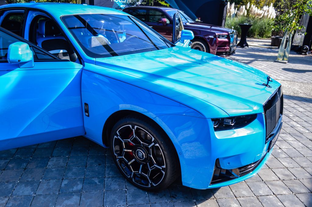 GALERIE FOTO | Rolls-Royce aduce mai multe premiere europene importante la București - Imagine 37