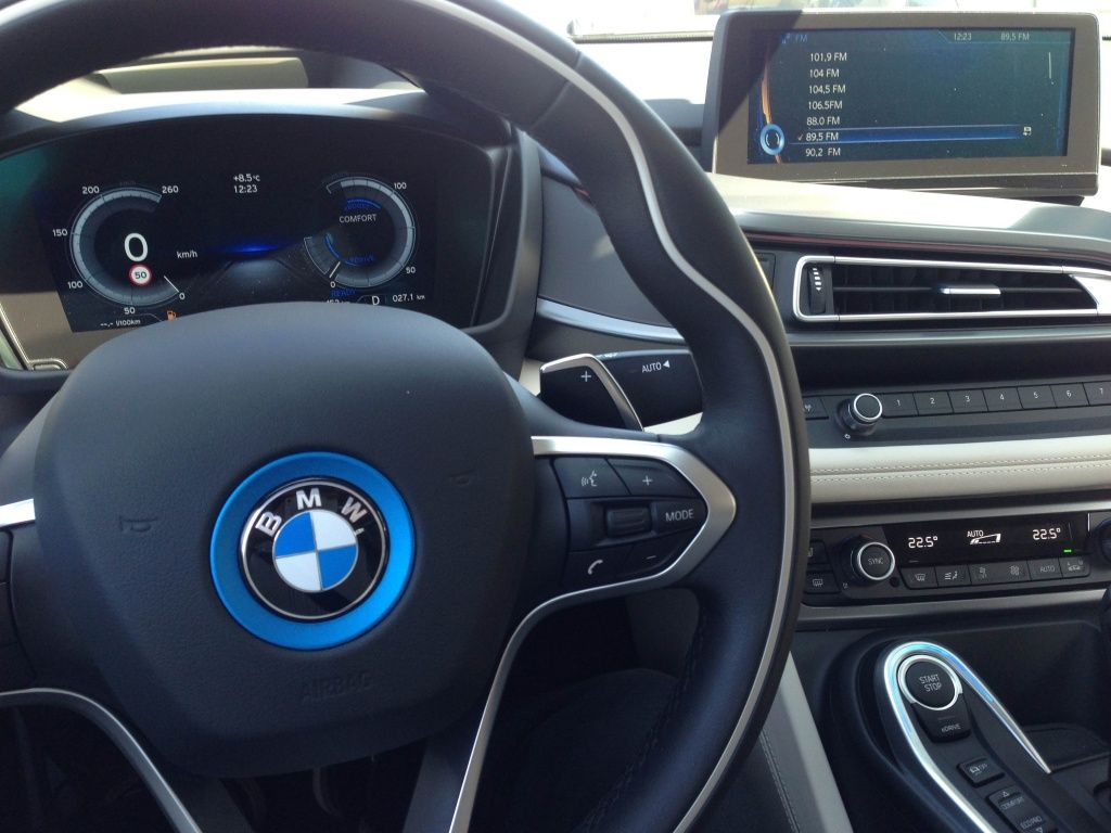 BMW i3 si i8 - Imagine 6