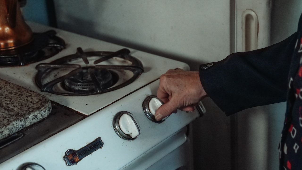 Primii români ar putea avea hidrogen la aragaz chiar de luna aceasta