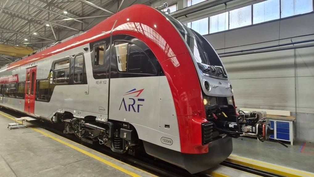 Locomotive și rame electrice noi vor conecta principalele orașe ale României din 2026