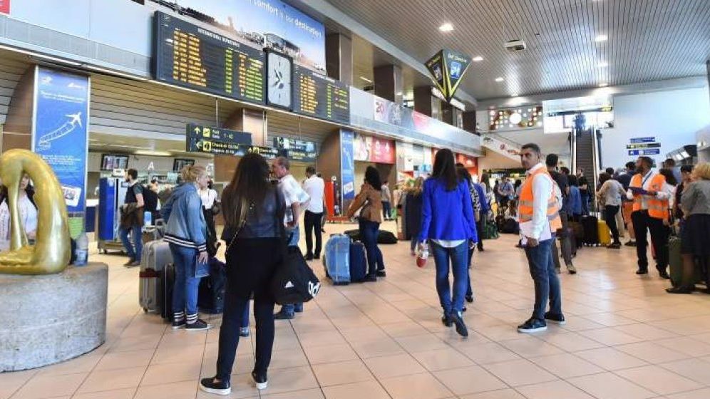 Avertisment MAE pentru romanii care pleaca in Spania. Greve in transporturi si fenomene meteo extreme