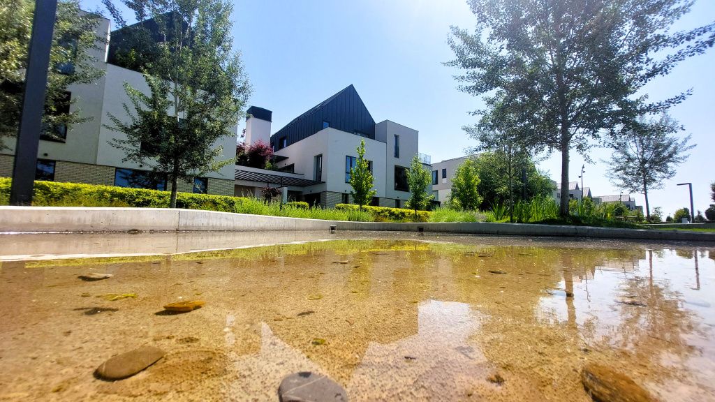 GALERIE FOTO | Cum arată un penthouse de 325.000 de euro dintr-un complex exclusivist din nordul Ca - Imagine 67