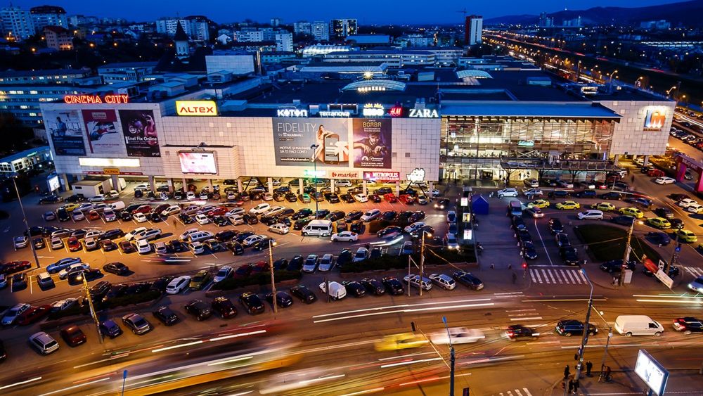Iulius Mall din Iași intră în modernizare: magazine noi, teren de baschet și spații de lucru pentru studenți