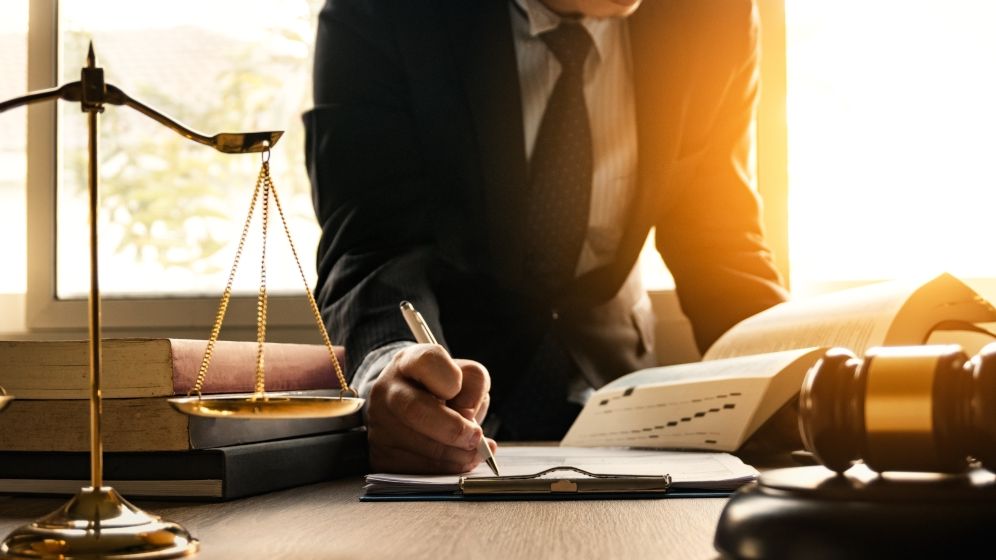 Euroins Romania lanseaza o polita de asigurare pentru judecatori si procurori