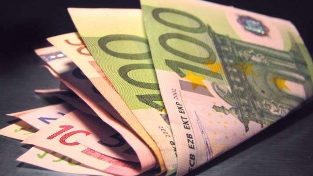 Leul s-a apreciat luni in raport cu principalele valute