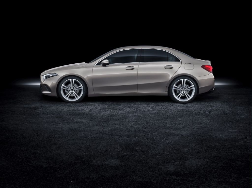 Mercedes-Benz Clasa A sedan - Imagine 2