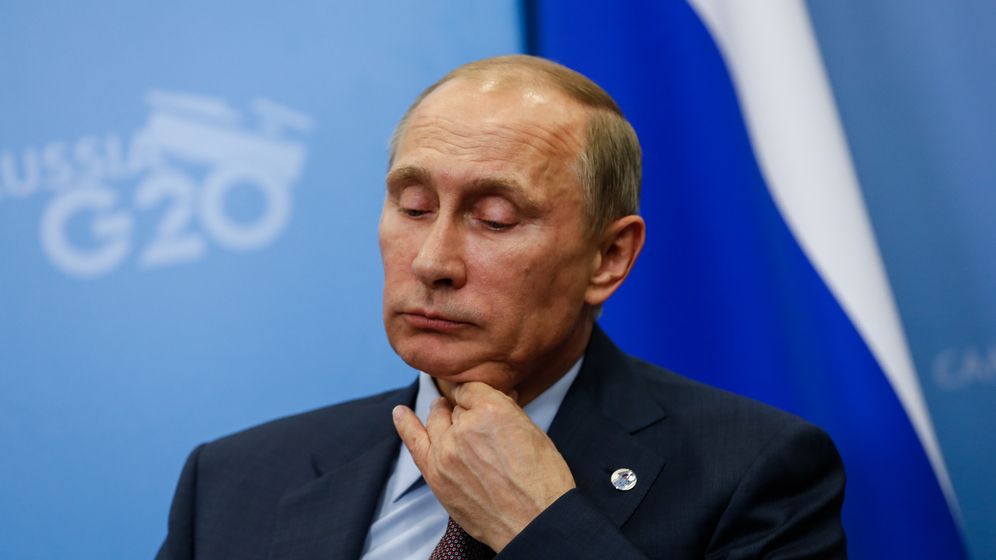 Vladimir Putin a promulgat bugetul de stat pentru următorii 3 ani: cheltuielile ”pentru apărare” cresc cu peste 20%